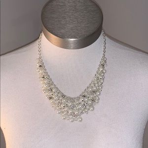 NWT Statement Pearl Necklace